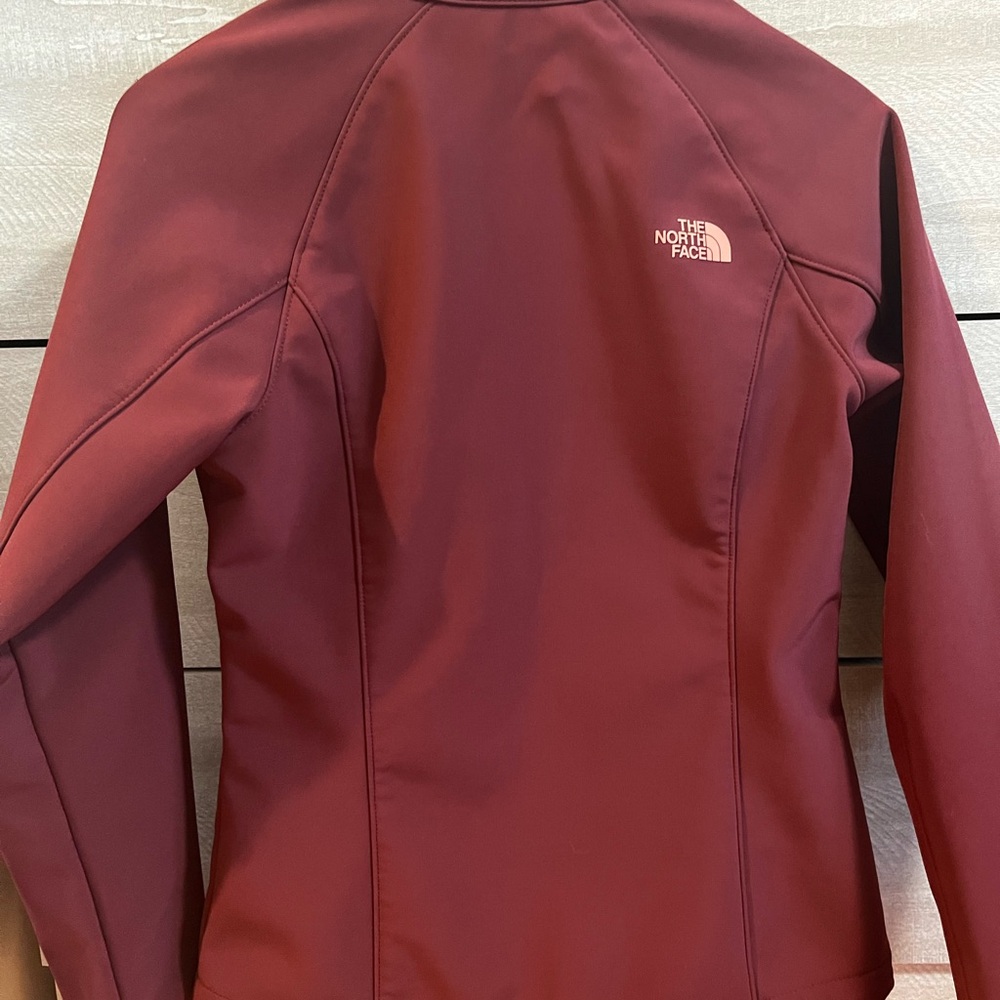 The North Face Women's Maroon Ski Jacket